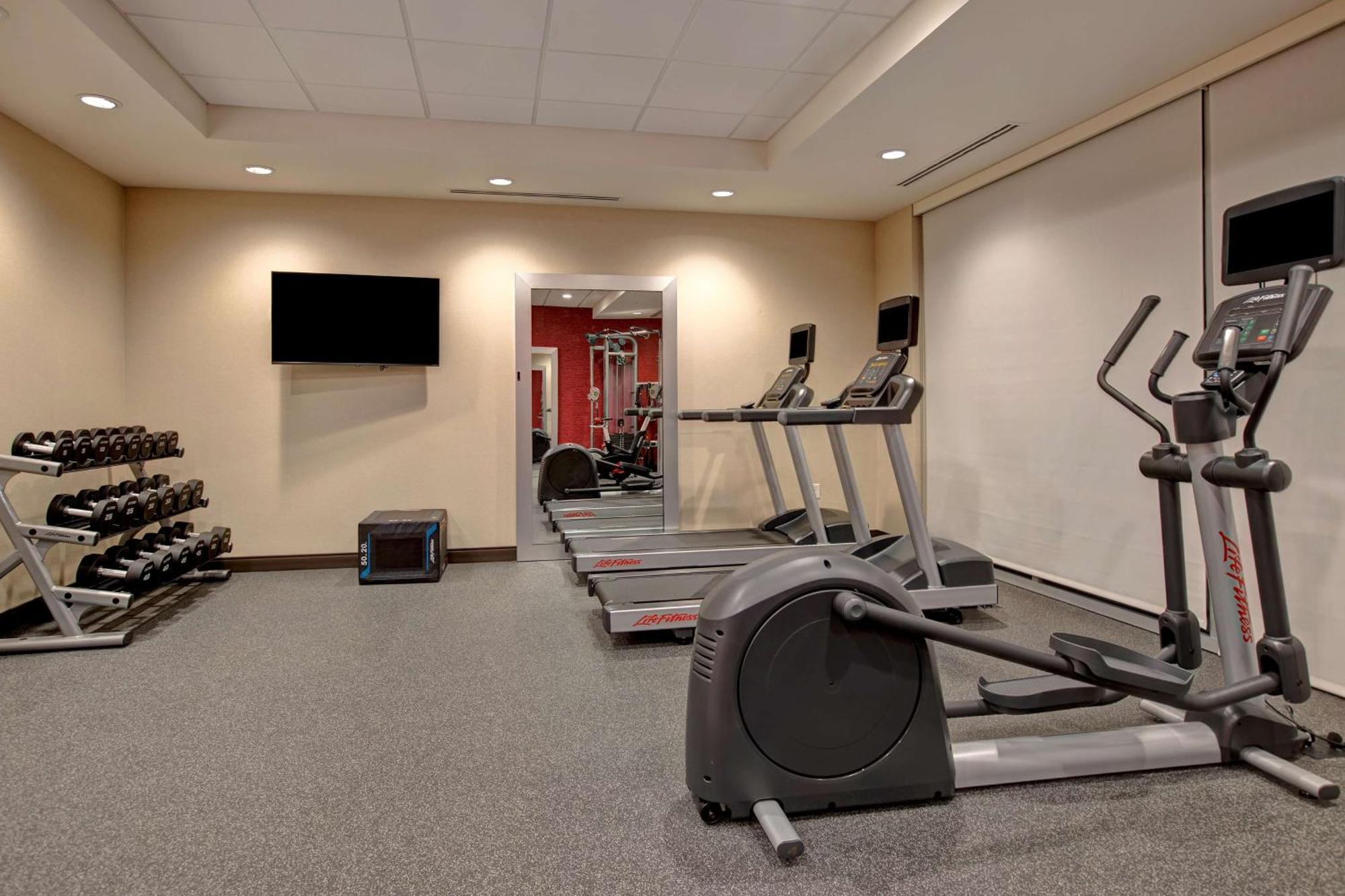 Home2 Suites By Hilton Carmel Indianapolis Bagian luar foto